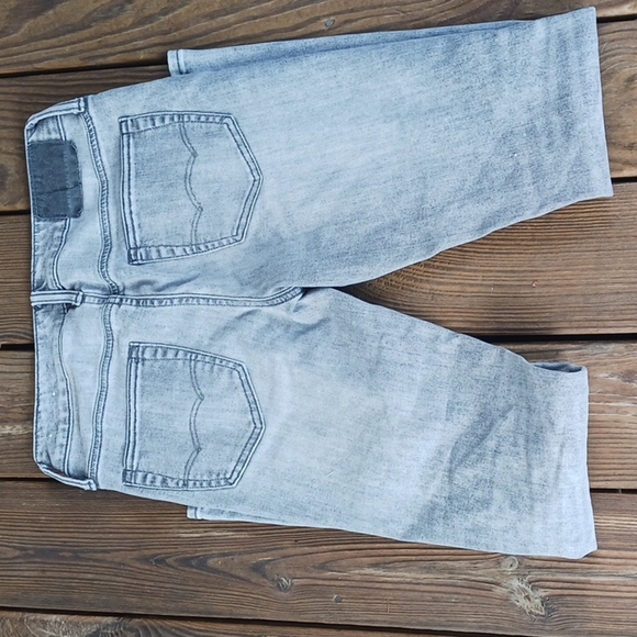 American Eagle women's gray distressed jeans size 30 x 32 - Picture 12 of 13
